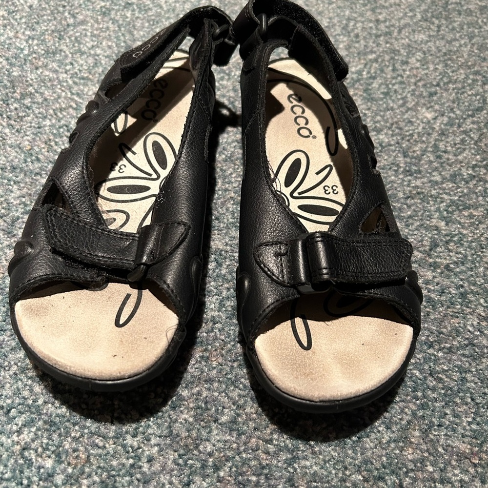 Ecco leather sandal with Velcro strap on ankle to keep foot in place. Size 1
